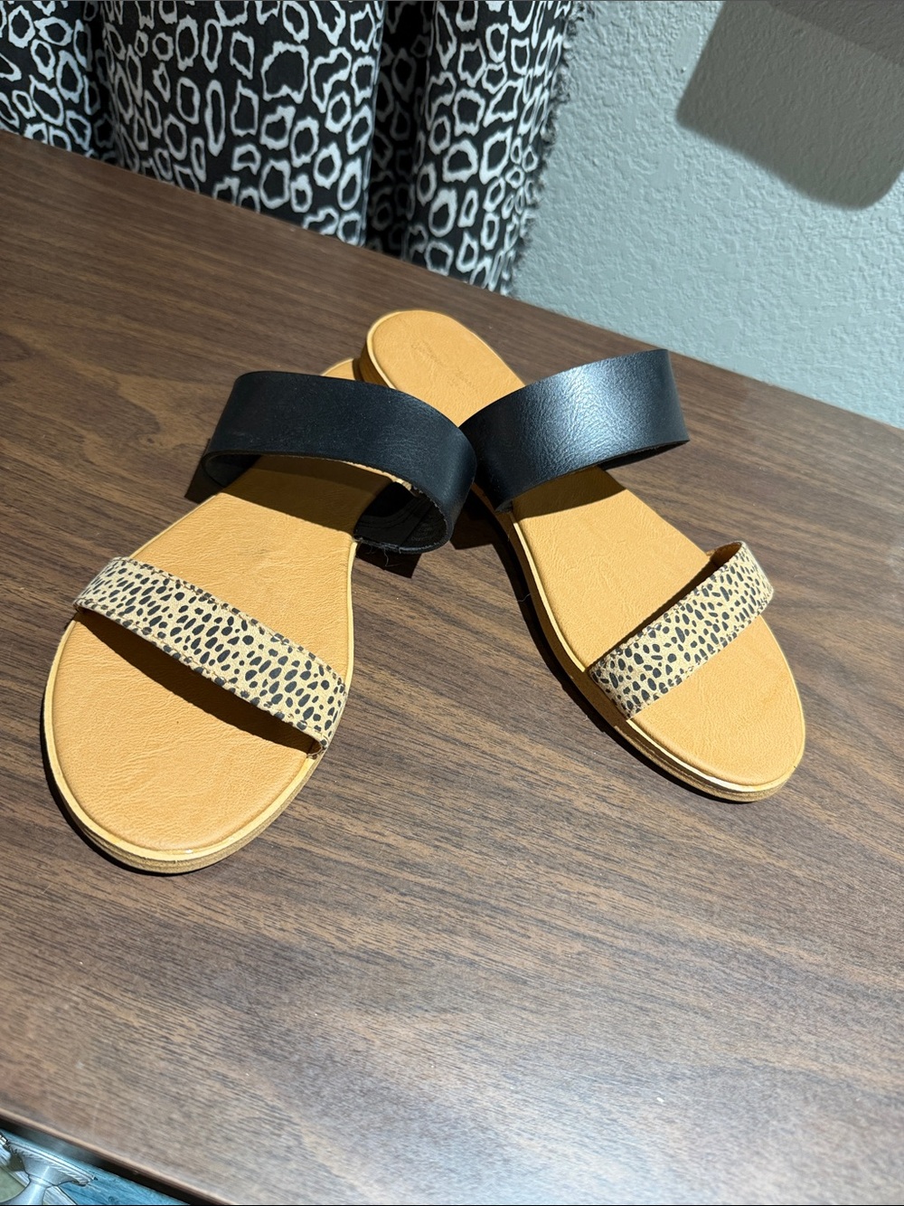 Universal Thread Black and Tan Slide Sandals with Leopard Strap